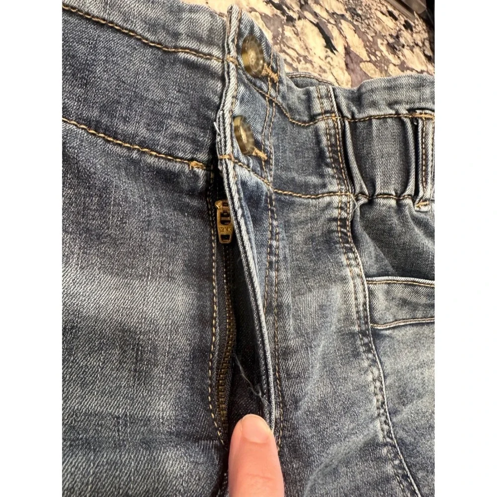 High‎ Waisted Paperbag Denim Shorts Medium Wash Blue Size Medium Stretch Pocket